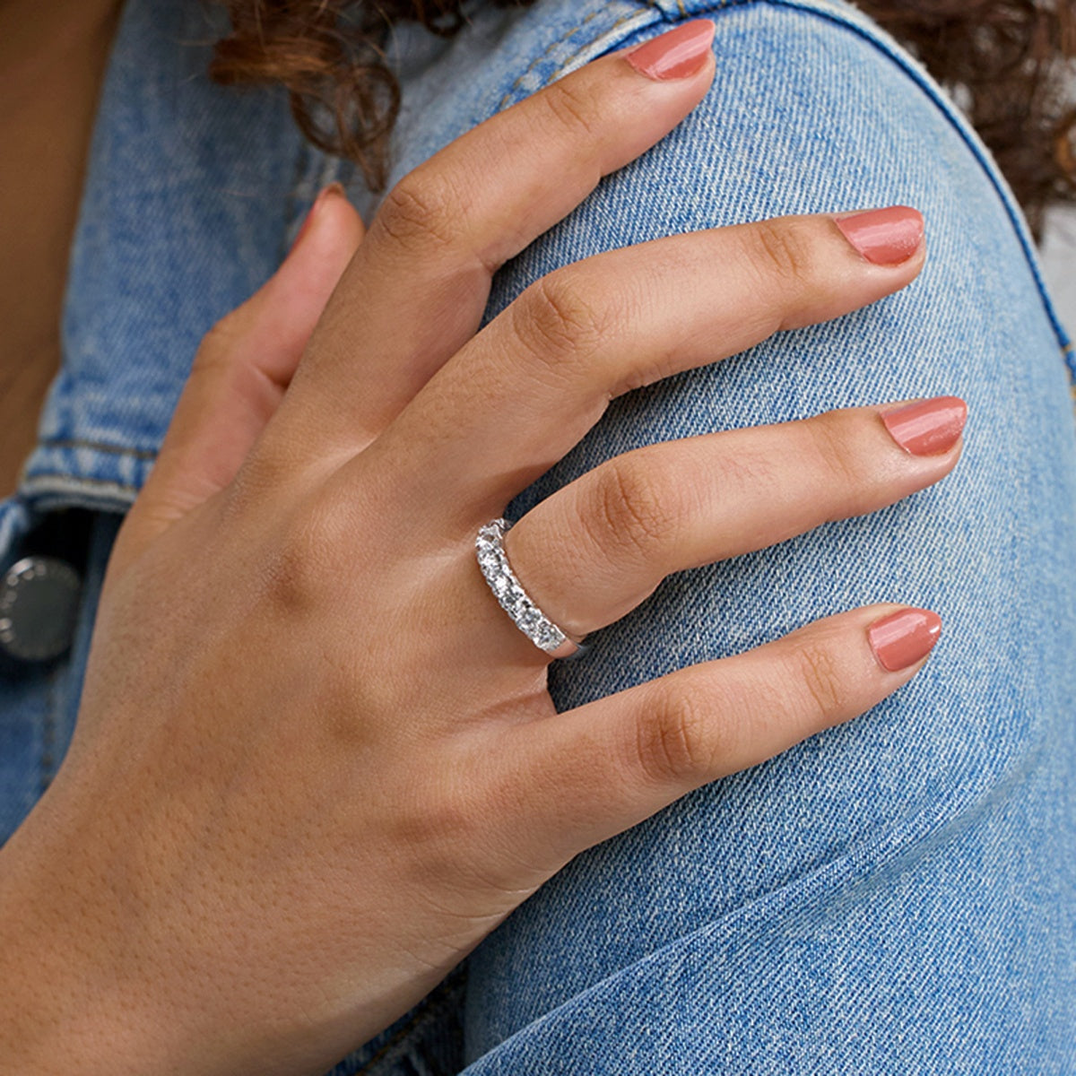 Hazel - Seven Stone Elegance Wedding Ring