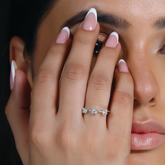Mini Flower - Lab Diamond Sequence Ring