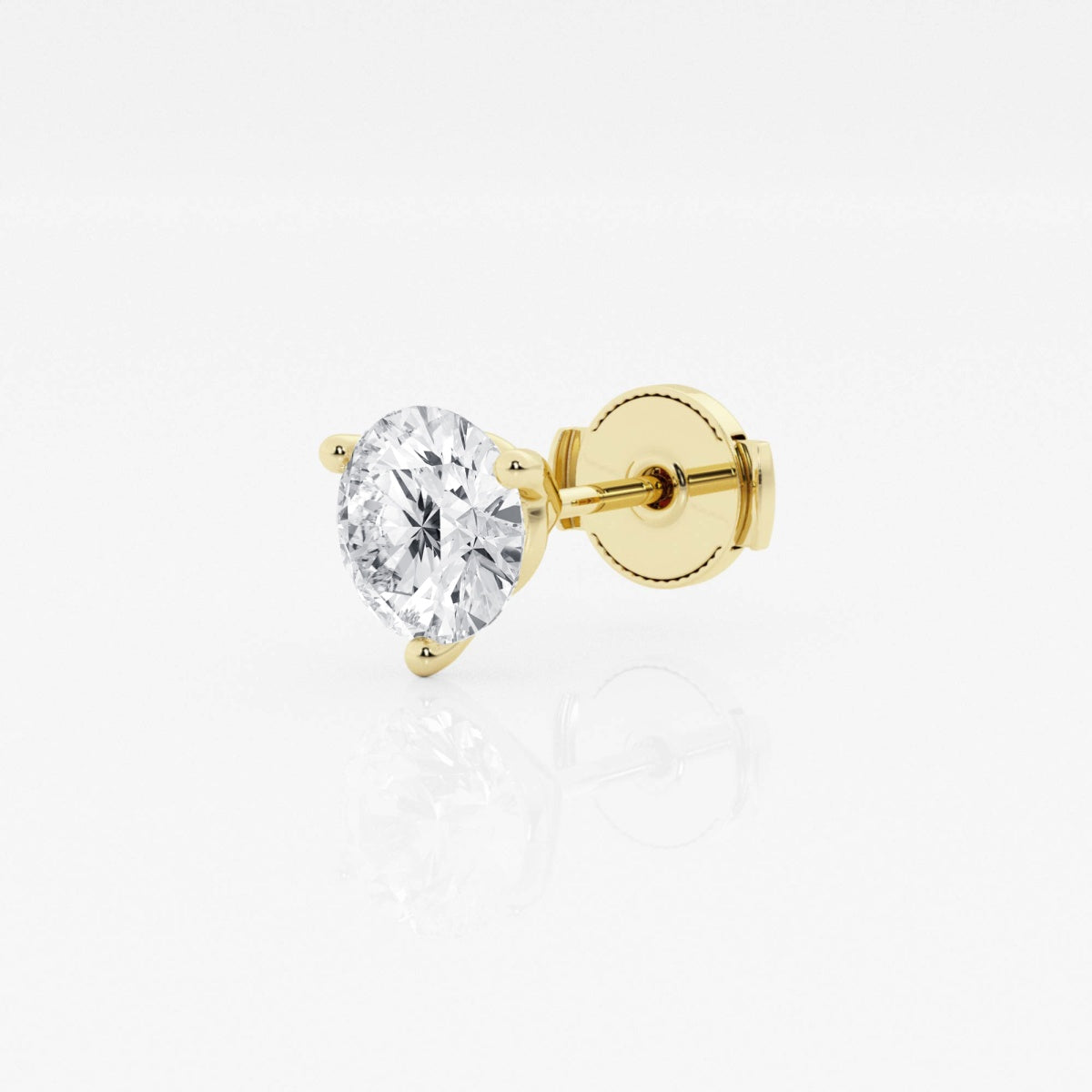 Lara - Radiant Three-Prong Style Earrings